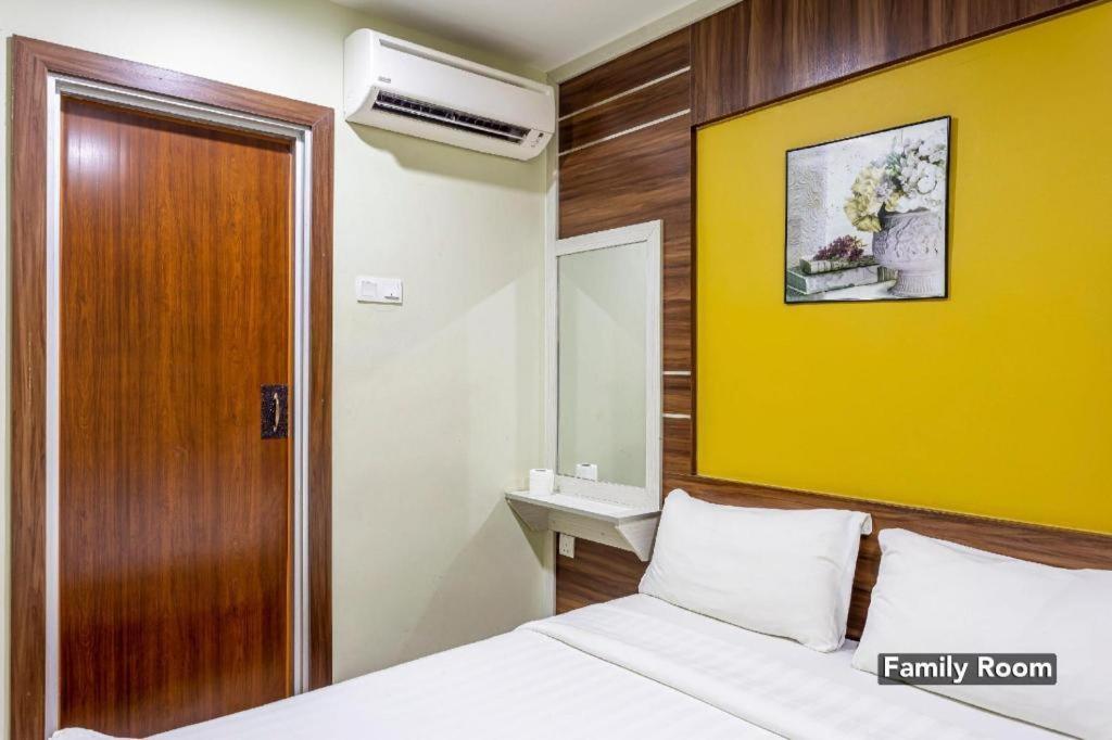 Golden Night Hotel Subang Jaya Exterior foto