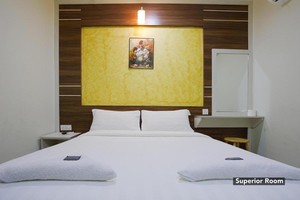 Golden Night Hotel Subang Jaya Exterior foto
