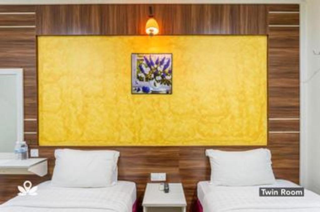 Golden Night Hotel Subang Jaya Exterior foto