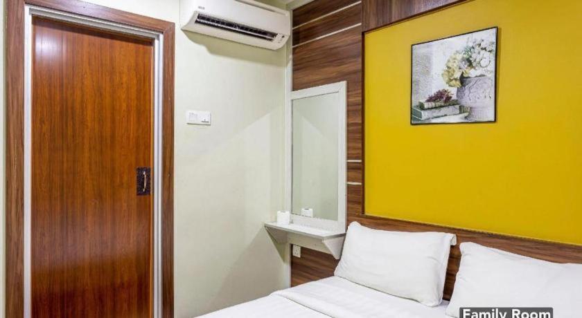 Golden Night Hotel Subang Jaya Exterior foto