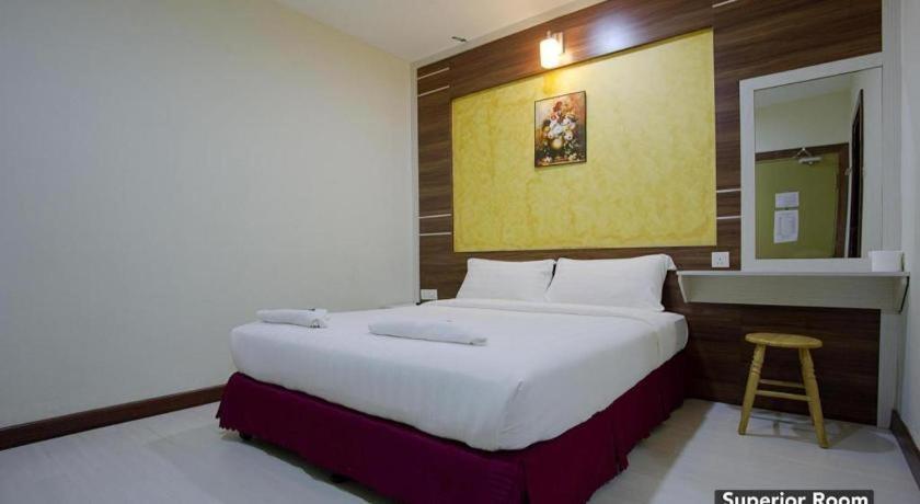 Golden Night Hotel Subang Jaya Exterior foto