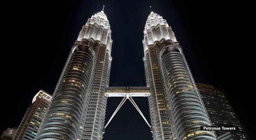 Golden Night Hotel Subang Jaya Exterior foto