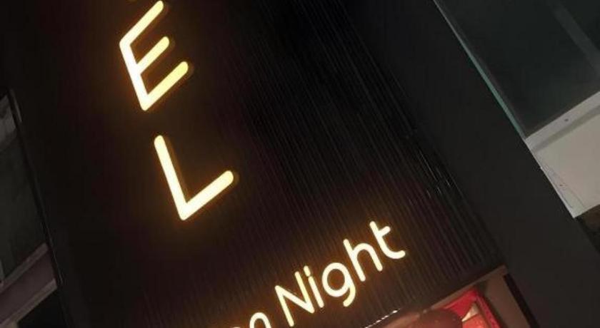 Golden Night Hotel Subang Jaya Exterior foto