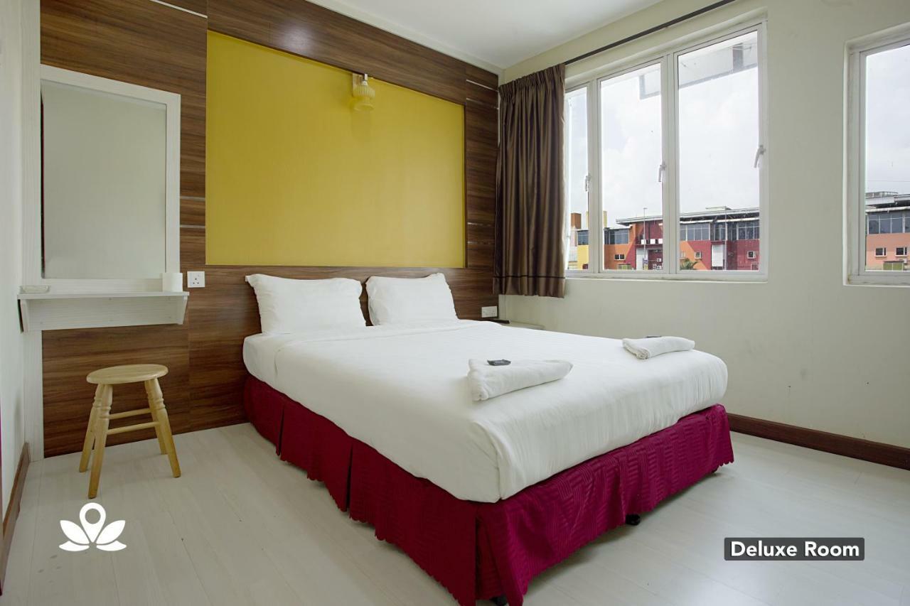 Golden Night Hotel Subang Jaya Exterior foto